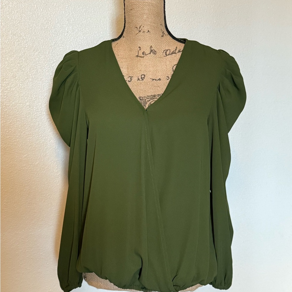 Green Long Sleeve Women's Top